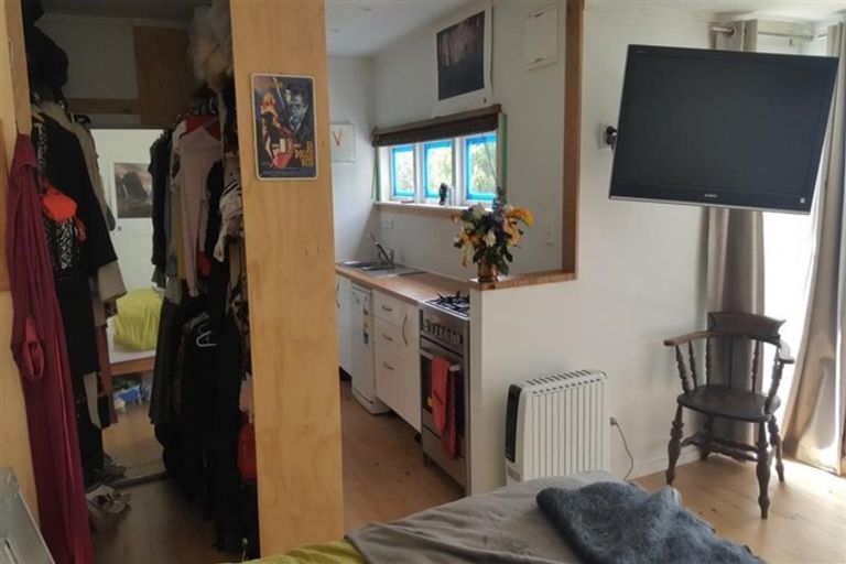 Photo of property in 12 Grosvenor Terrace, Thorndon, Wellington, 6011