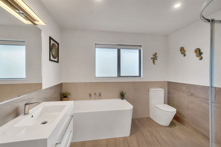 Photo of property in 11 Hinterland Drive, Prebbleton, 7604