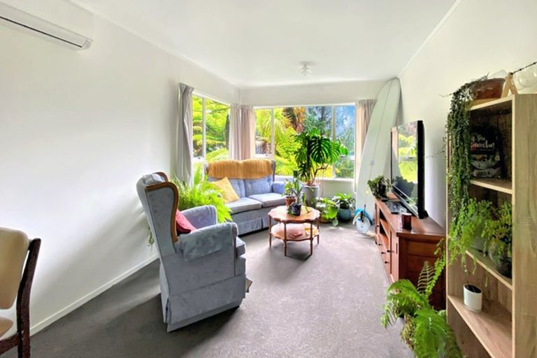 Photo of property in 27 Malters Place, Browns Bay, Auckland, 0630