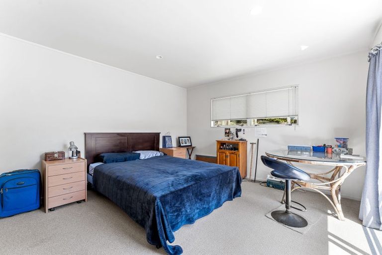 Photo of property in 2/372 Whangaparaoa Road, Stanmore Bay, Whangaparaoa, 0932