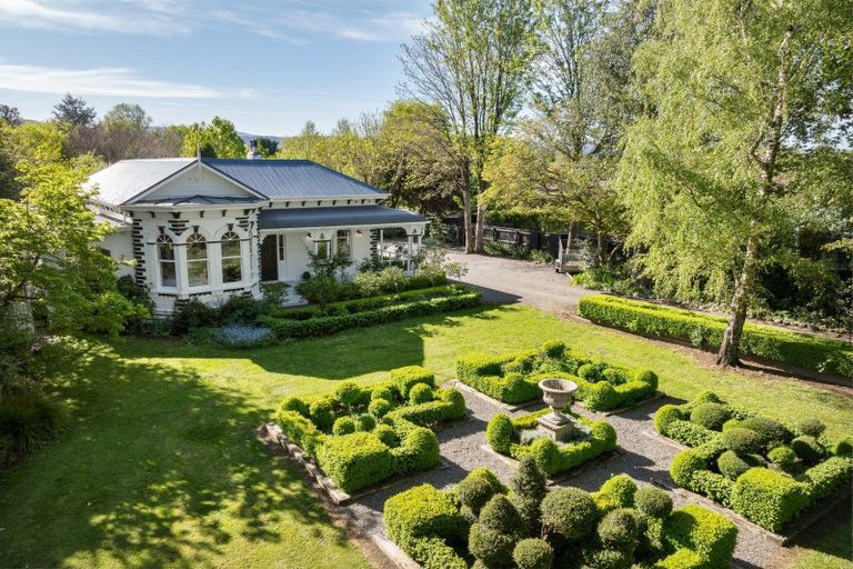 Photo of property in 18 Mole Street, Greytown, 5712