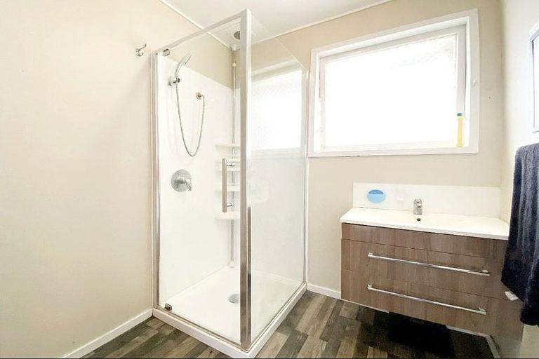 Photo of property in 2/1 Hill Road, Papatoetoe, Auckland, 2025