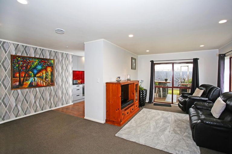 Photo of property in 26 Margarita Rise, Pukekohe, 2120