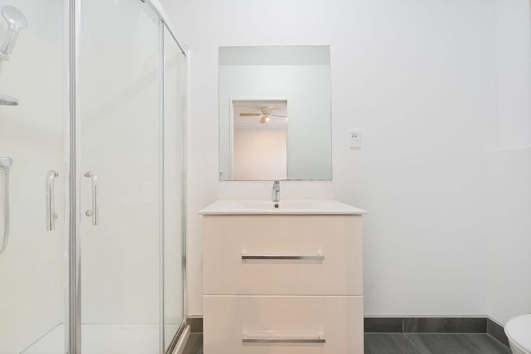 Photo of property in 129 Riverpark Crescent, Henderson, Auckland, 0610