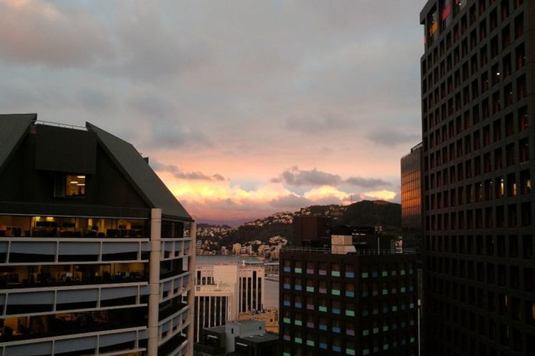 Photo of property in Terrace Heights Apartments, 10c/163 The Terrace, Wellington Central, Wellington, 6011