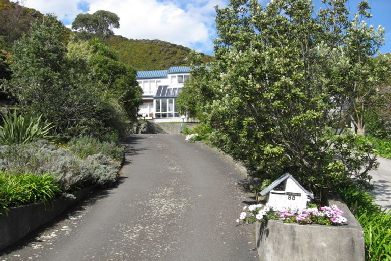 Photo of property in 88 Norton Park Grove, Waterloo, Lower Hutt, 5011