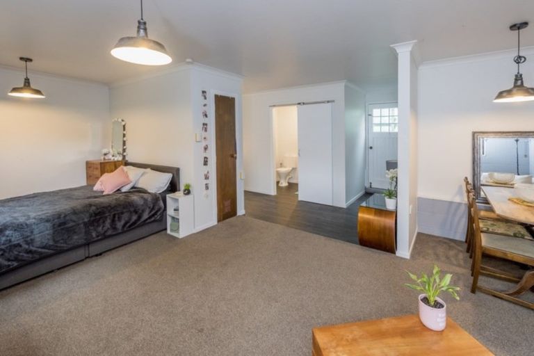 Photo of property in 136 Winchester Street, Levin, 5510