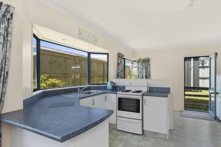 Photo of property in 16 Kaimanawa Street, Mount Maunganui, 3116