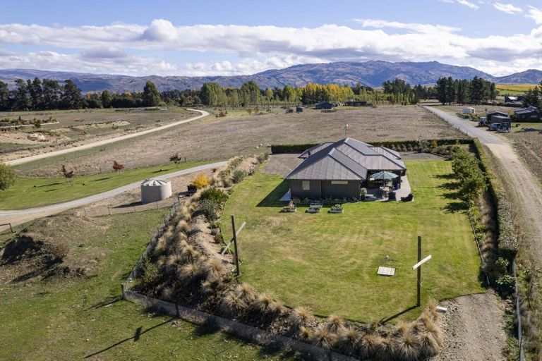 Photo of property in 390c Letts Gully Road, Letts Gully, Alexandra, 9393