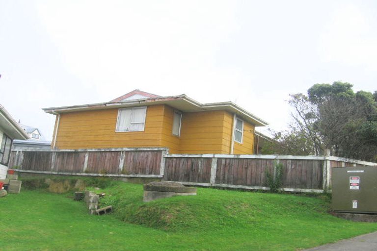 Photo of property in 29 Sombrero View, Ascot Park, Porirua, 5024