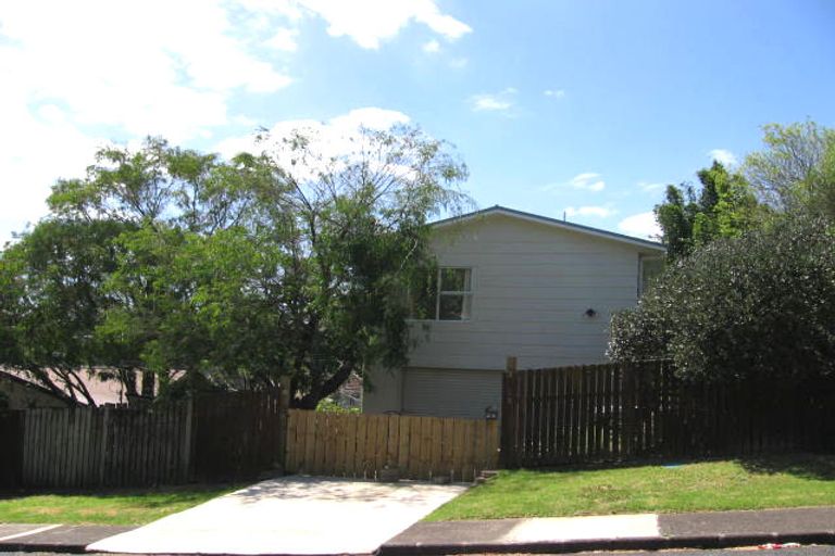 Photo of property in 70 Vandeleur Avenue, Birkdale, Auckland, 0626