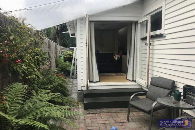 Photo of property in 12 Taylors Avenue, Bryndwr, Christchurch, 8052