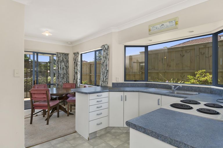 Photo of property in 16 Kaimanawa Street, Mount Maunganui, 3116