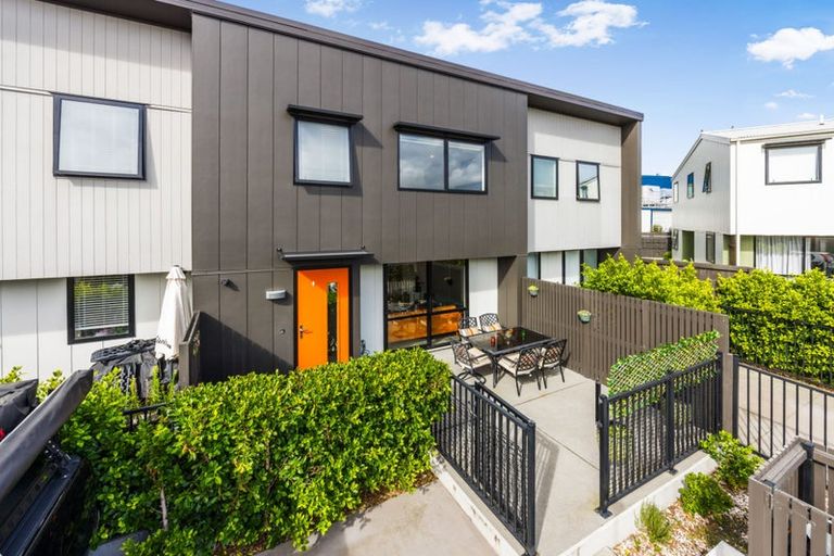 Photo of property in 29 Cessna Crescent, Mangere, Auckland, 2022