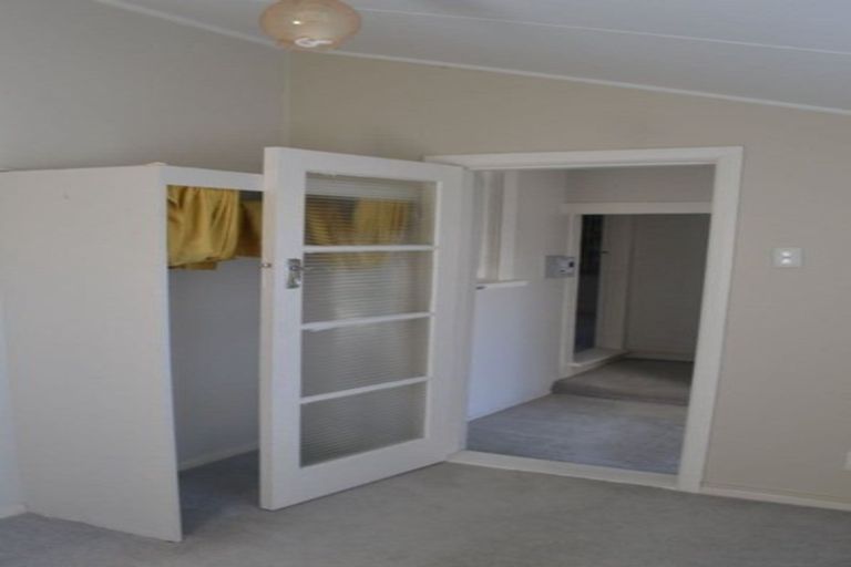 Photo of property in 15 Collins Street, Petone, Lower Hutt, 5012