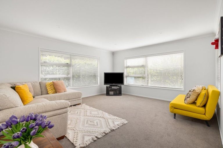 Photo of property in 117 Awataha Crescent, Pyes Pa, Tauranga, 3110