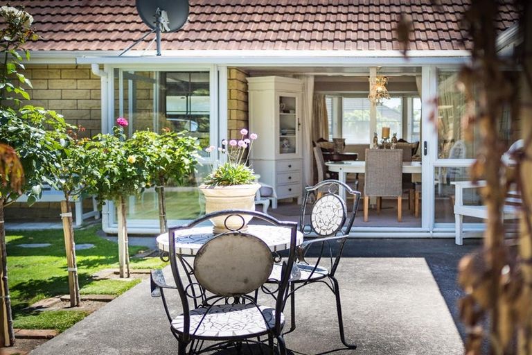 Photo of property in 153a High Street, Bulls, 4818