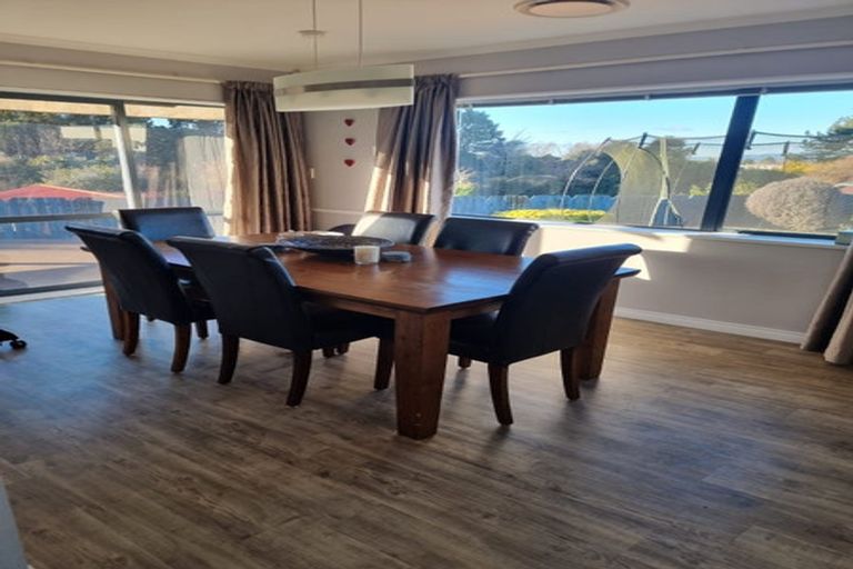 Photo of property in 24 Edward Payton Grove, Pukehangi, Rotorua, 3015