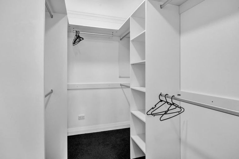 Photo of property in 16 Hector Place, Opunake, 4616