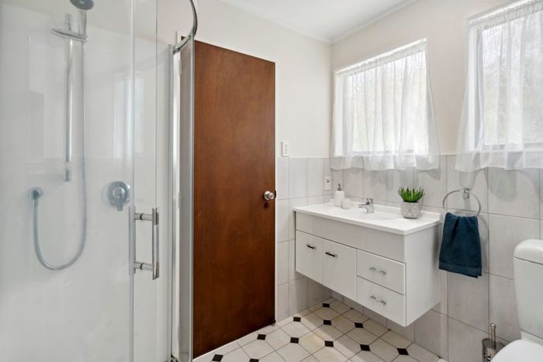 Photo of property in 70a Amapur Drive, Khandallah, Wellington, 6035