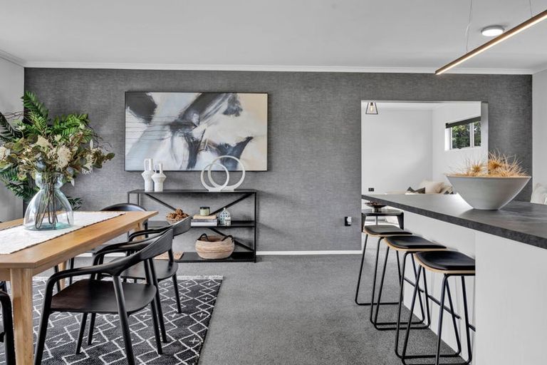 Photo of property in 20 Truby King Street, Merrilands, New Plymouth, 4312