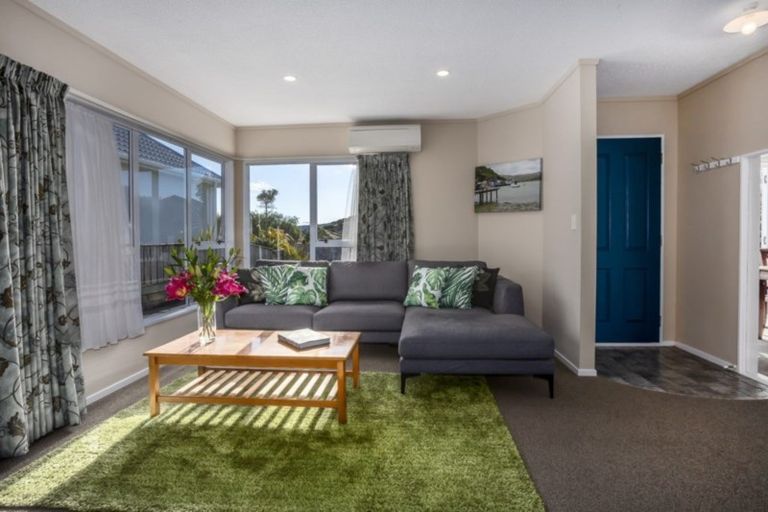 Photo of property in 13a Westridge, Camborne, Porirua, 5026