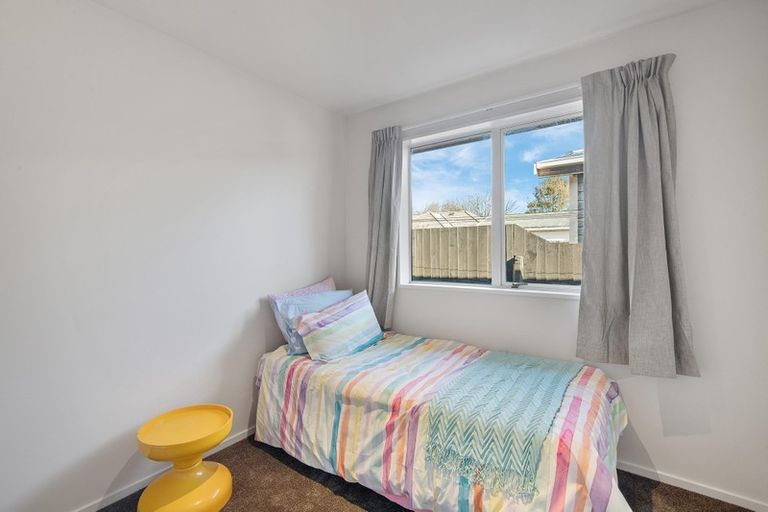 Photo of property in 2/111 Harris Crescent, Papanui, Christchurch, 8053