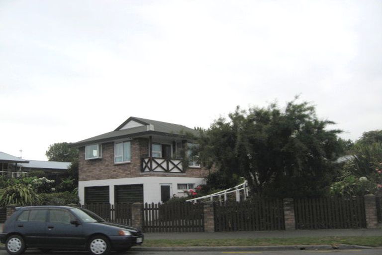 Photo of property in 8 Hoon Hay Road, Hoon Hay, Christchurch, 8025