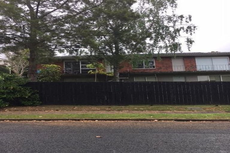 Photo of property in 1/3 Houghton Street, Meadowbank, Auckland, 1072