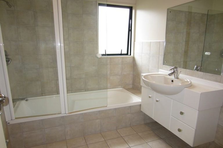 Photo of property in 7 Stoneyhurst Street, St Albans, Christchurch, 8014