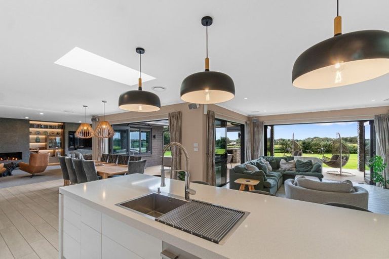 Photo of property in 468 Batty Road, Karaka, Papakura, 2580