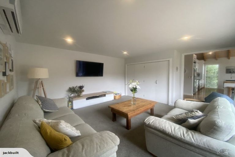 Photo of property in 63 High Street, Southbridge, 7602