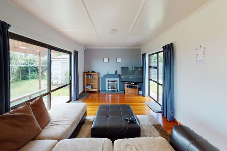 Photo of property in 18 West Way, Durie Hill, Whanganui, 4500