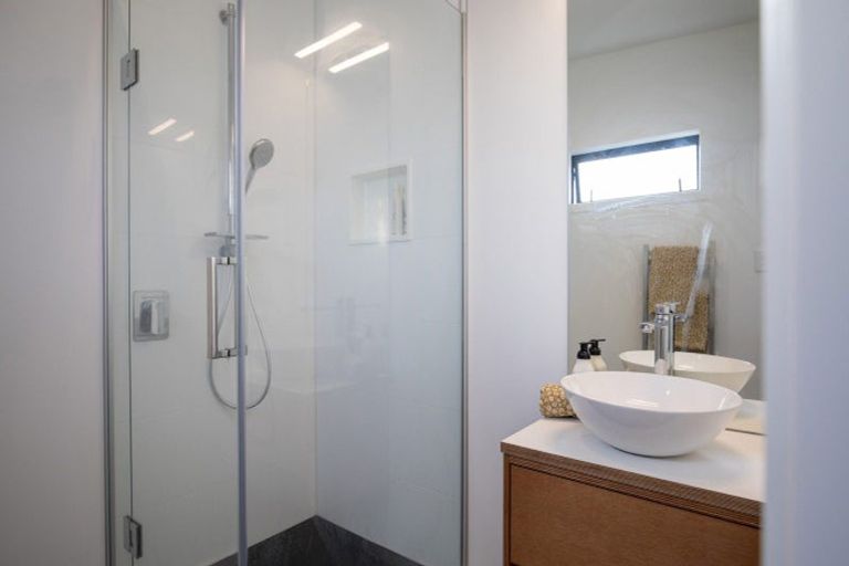 Photo of property in 15 Rose Street, Raglan, 3225