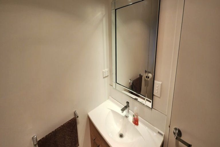 Photo of property in 3a Roto Street, Westown, New Plymouth, 4310