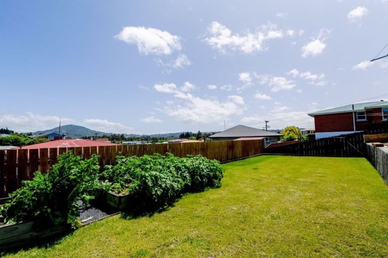 Photo of property in 54 Elwyn Crescent, Green Island, Dunedin, 9018