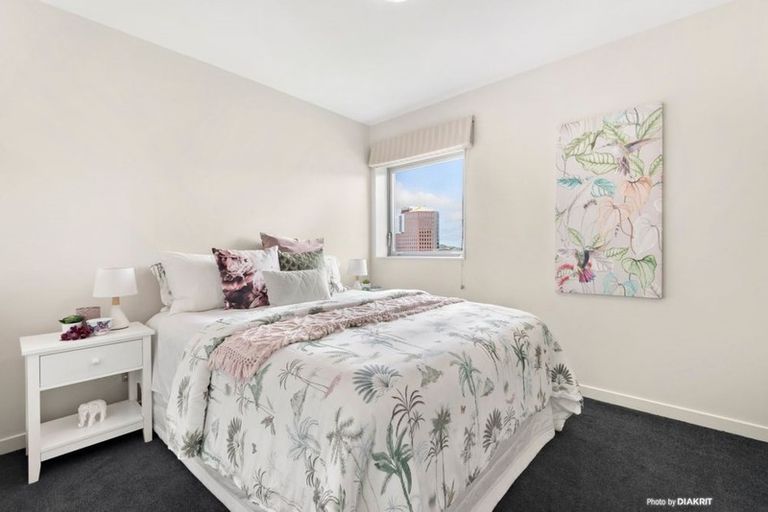 Photo of property in Montreaux Apartments, 10d/164 The Terrace, Wellington Central, Wellington, 6011