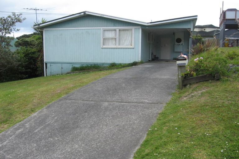 Photo of property in 1284 Whangaparaoa Road, Army Bay, Whangaparaoa, 0930