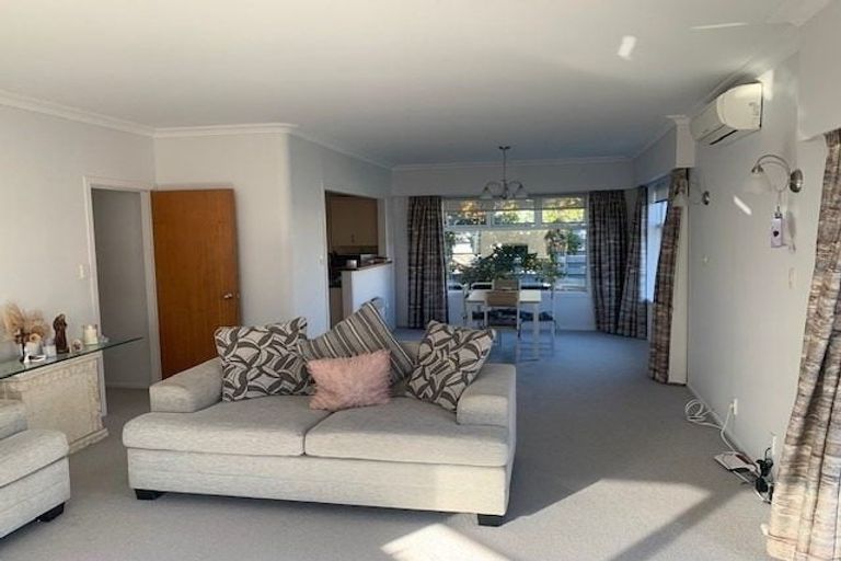 Photo of property in 22 Tupaea Place, Otumoetai, Tauranga, 3110