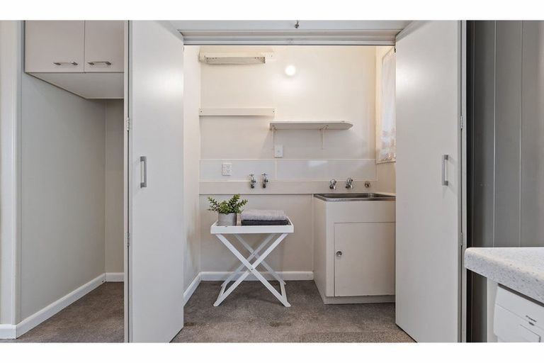 Photo of property in 1/25 Beckford Road, Saint Martins, Christchurch, 8022