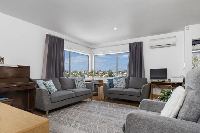 Photo of property in 213 Bellevue Road, Bellevue, Tauranga, 3110