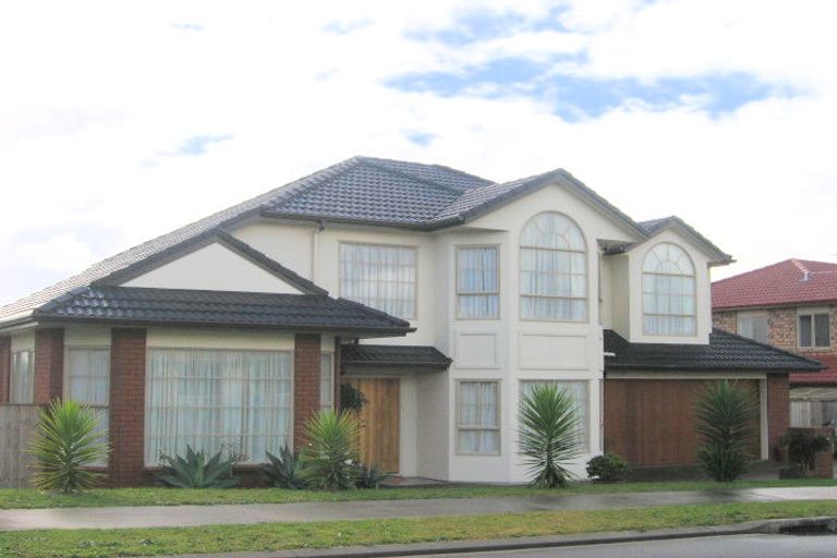 Photo of property in 9 William Woods Court, Flat Bush, Auckland, 2016