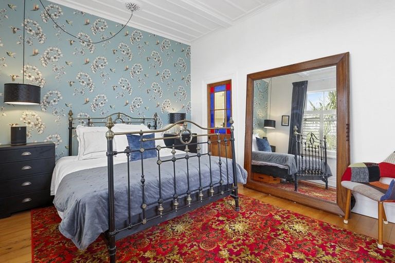 Photo of property in 45 Huka Road, Birkenhead, Auckland, 0626