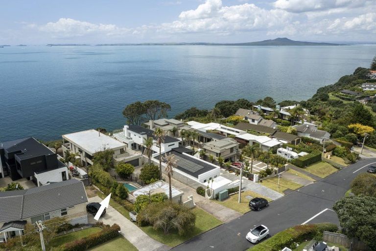 Photo of property in 119 Churchill Road, Rothesay Bay, Auckland, 0630