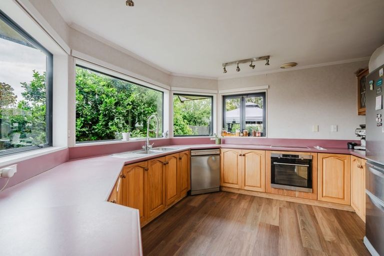 Photo of property in 5 Church Road, Pukete, Hamilton, 3200