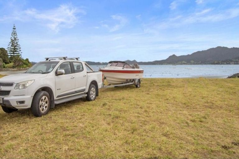 Photo of property in 38 One Tree Point Road, One Tree Point, 0118