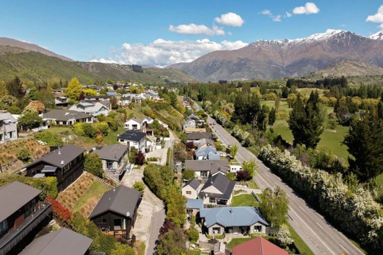 Photo of property in 3d Mcdonnell Road, Arrowtown, 9302