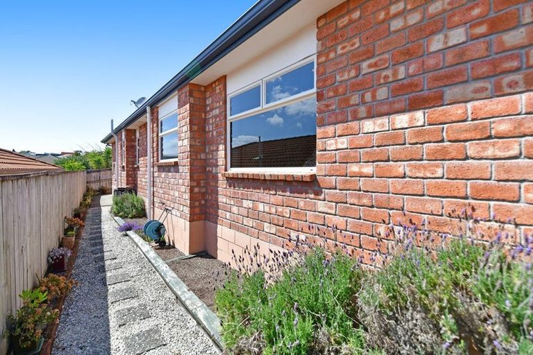 Photo of property in 38 Elan Place, Stanmore Bay, Whangaparaoa, 0932