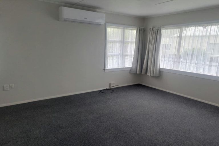 Photo of property in 18 Puriri Street, Hawera, 4610