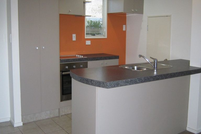 Photo of property in 2/346 Hereford Street, Linwood, Christchurch, 8011